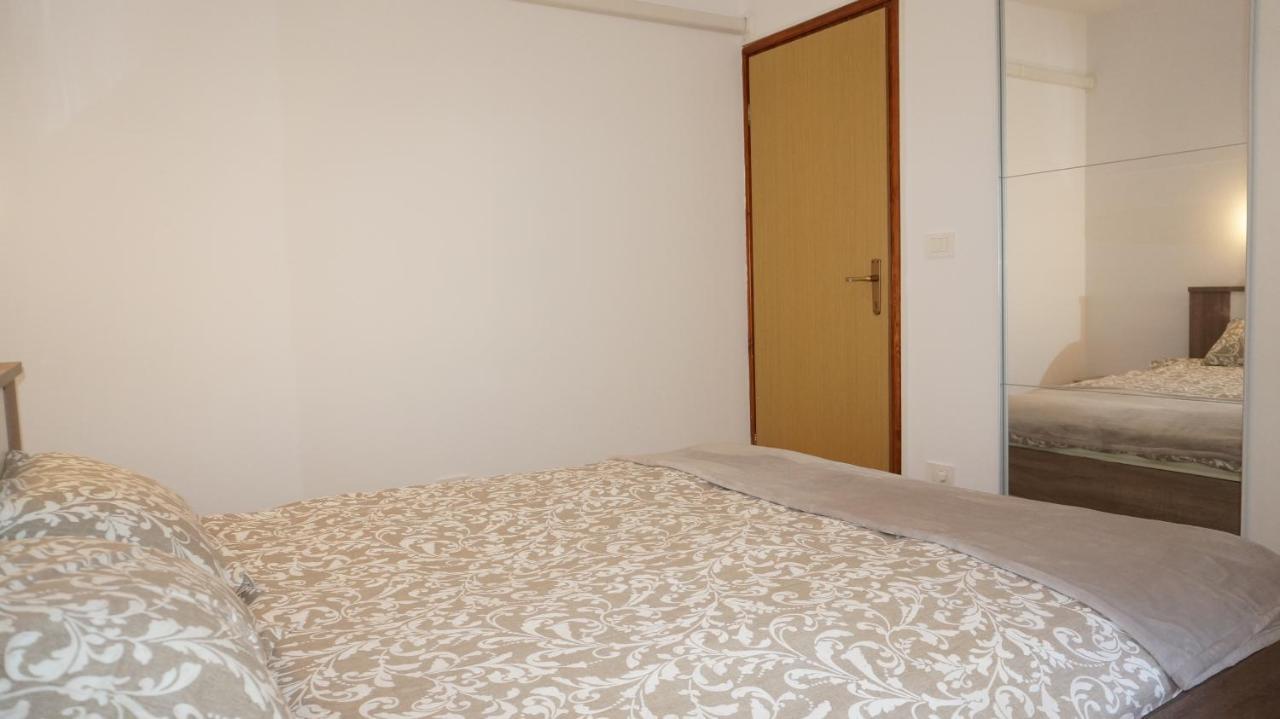 Apartment Lucille In Center Of غاباس المظهر الخارجي الصورة